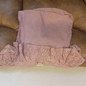 Blouse with lace up rose